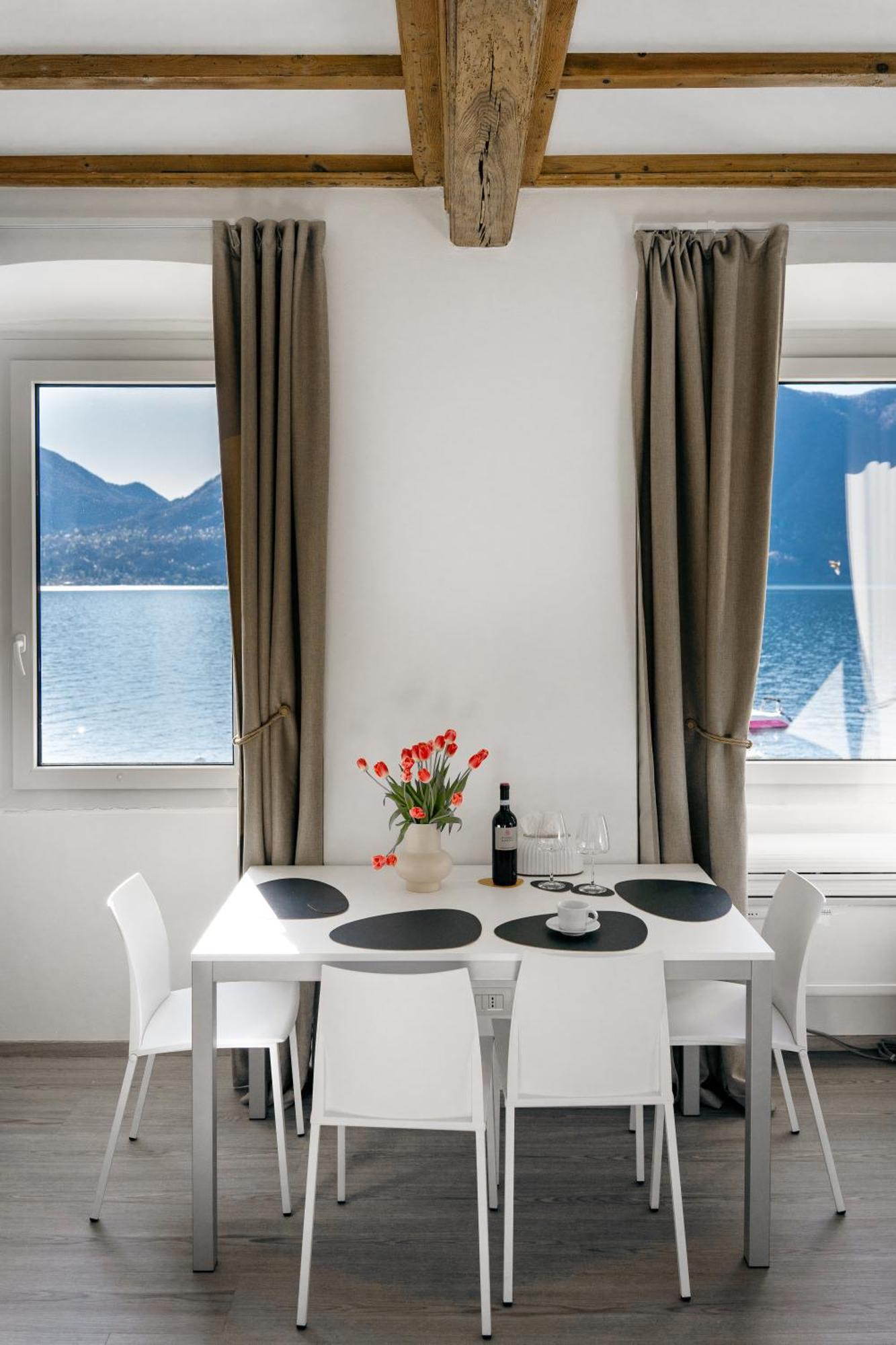 גיפה Belvedere 237B Lakeview Luxury Apartment מראה חיצוני תמונה